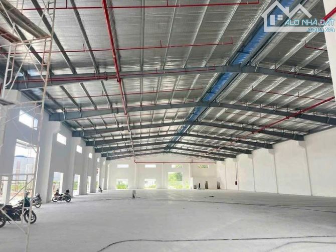 Bán Xưởng mới 100% Tân Uyên,  Bình Dương Cho thuê thu nhập 250tr/tháng.
