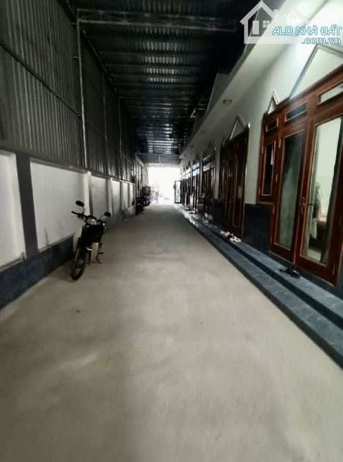BÁN NHÀ + XƯỞNG NHỊ BÌNH HÓC MÔN – 510M² – NGANG 9M – GIÁ 12 TỶ
