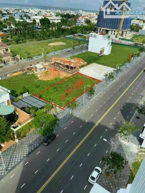 Bán 140m2 đất tp phân thiết bình thuận -cách biển 200m giá 13,5 tỷ