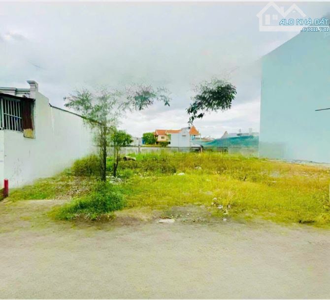 Bán Đất Sát Mặt Tiền Tô Ký - 170M2(9 x 19m )- Đường Nhựa 8M- Chỉ 8,56 Tỷ.