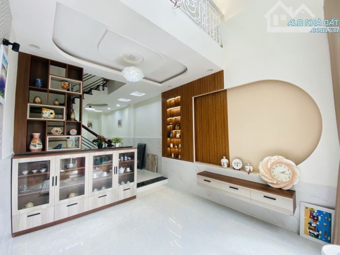 (Q8) NHÀ BÁN LƯU HỮU PHƯỚC - 4TẦNG - (3.6x12m) - N.HÀ MỚI ĐẸP VỊ TRÍ ĐẸP - SỔ HỒNG RIÊNG C