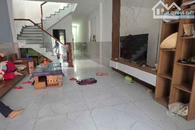 Bán nhà hẻm xe hơi, Nguyễn Quý Yêm, Bình Tân, 86 m² (4m x 22m), 2 tầng - Giá 7.5 tỷ TL