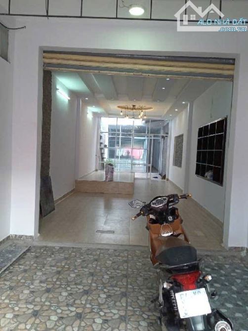 Nhà CẤP 4 MẶT TIỀN, Đ.LÊ THỊ RIÊNG, P.Thới An, Q.12, dt 113,4m2 (4mx28m). Đường 30m,💰11Tỷ