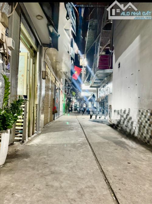Nhà nhỏ có võ - hẻm 3 gác thông kế HXH 5