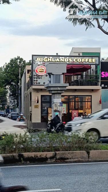 Nhà bán 2MT Thương hiệu Trần Não Q.2, 5x28m,CN: 70m2, 2 Tầng - HĐT: 110 triệu, giá 39.9 tỷ
