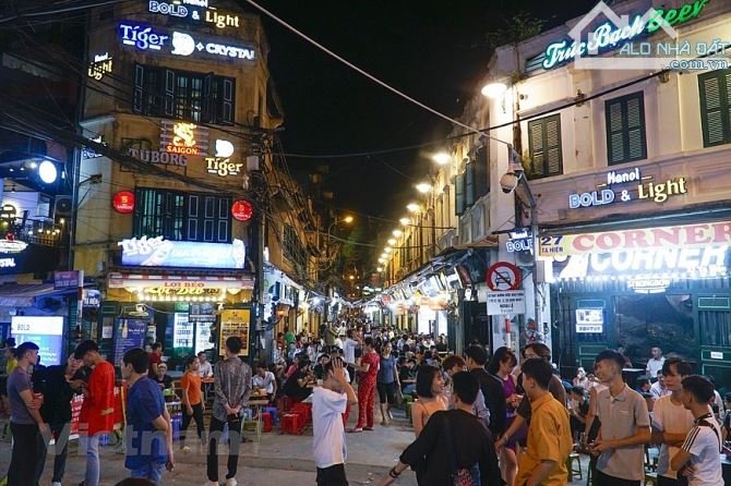 bountique hotel 51 phòng- ngay lương ngọc quyền vs hàng giầy- 10 tầng- giá: 829tr/th