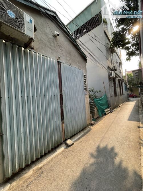 Trâu Quỳ An Đào- 51m Sẵn nhà Cấp 4- Ngõ thông ô Tô gần Phố Chính-Ở Đầu Tư-Chỉ hơn 7 Tỷ