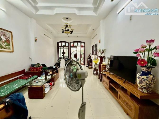 🌟BIỆT THỰ 3 TẦNG ĐƯỜNG 5M5 NÚI THÀNH–TRUNG TÂM HẢI CHÂU – VỊ TRÍ VIP GẦN CẦU TRẦN THỊ LÝ
