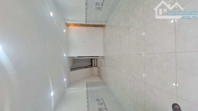 NHÀ MỚI NỘI THẤT XỊN SÒ NGAY KHU TÊN LỬA AEON MALL-DTSD -74M2 -NHỈNH 4 TỶ.