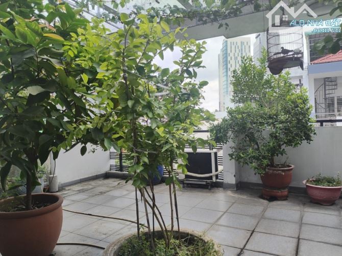 NHÀ BÁN HẺM Ô TÔ NGAY CHỢ BÀ CHIỂU BÙI HỮU NGHĨA, 93M2, 5 TẦNG, 9PN, NGANG 6.1, CHỈ 18 TỶ