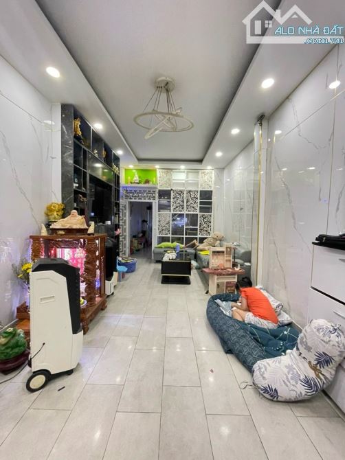 70M2, HẺM Ô TÔ ĐỖ CỬA, BÁN NHÀ THÍCH QUẢNG ĐỨC, HẺM THẲNG 1 TRỤC, 7.6 TỶ TL