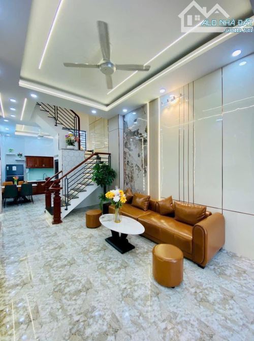 🏙️ Cô chú cần bán căn nhà đang cho thuê đường Hồ Đắc Di - Tân Phú / Giá 2 Tỷ 730
