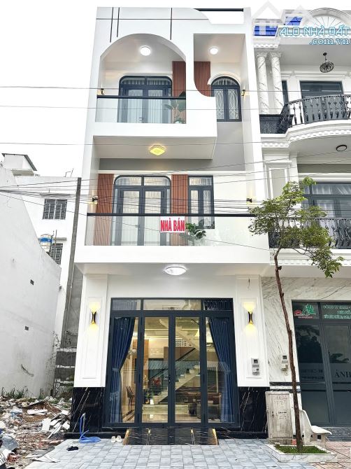 BÁN NHÀ 2 LẦU CAO CẤP MỚI XÂY KDC VĂN HOÁ TÂY ĐÔ ĐƯỜNG SỐ 1