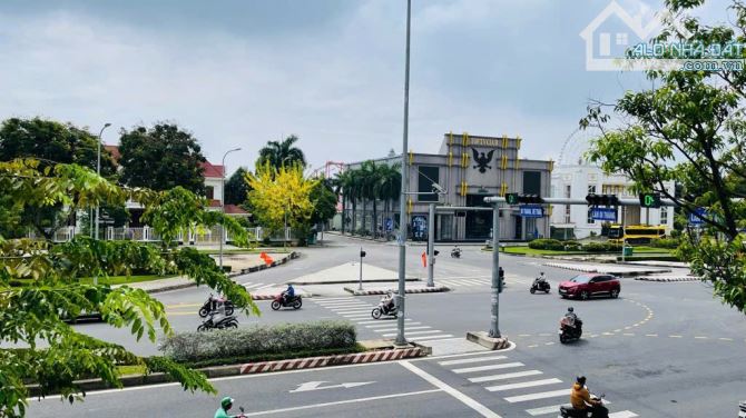 NHÀ 5 TẦNG MẶT TIỀN ĐƯỜNG 2/9 – 123M² – 28 TỶ | TRỰC DIỆN THÁP 69 TẦNG