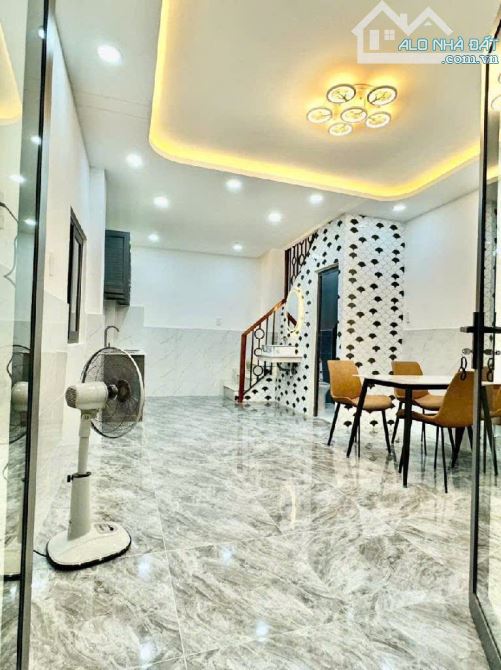 Siêu phẩm Gò Vấp gần công viên Làng Hoa - DTSD 48m2 - nhỉnh 2 tỷ