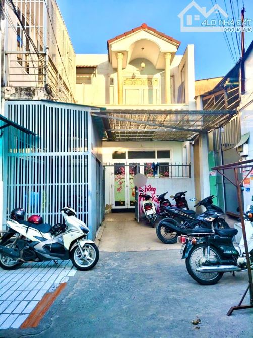 💁‍♂️ Bán nhà 2 tầng 130mv( 6.5*21), Hoàn công đủ, Có 6P. Trọ - Dòng tiền 20tr/th. Linh Xu