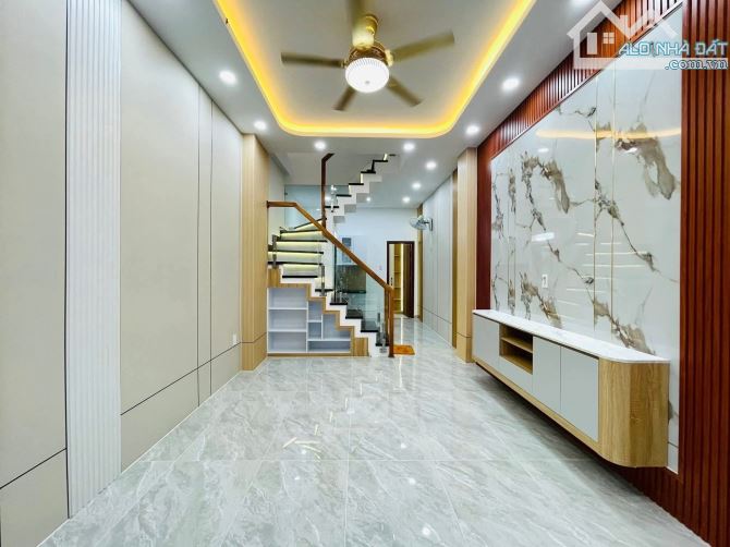 Siêu phẩm nhà 63,8m², Trần Hữu Trang, P10, Phú Nhuận. Kinh doanh buôn bán vô cùng thuận ti