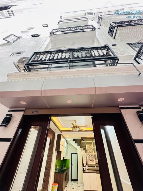 Bán nhà Thụy Phương - Bắc Từ Liêm 30m2 - MT 4m - 5 tầng - Giá 5,95 tỷ.