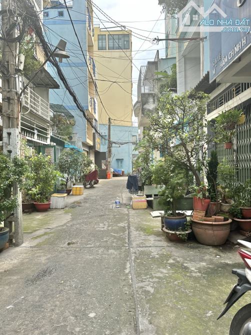 QUẬN 10 - HXH TỚI NHÀ - KHU PHÂN LÔ - VUÔNG VỨC - 51M2 - 2 TẦNG 👉  GIÁ NHỈNH 9 TỶ.