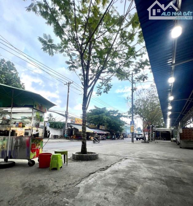 Đất Diện tích lớn - Mặt tiền Vườn Lài, An phú Đông - 63m x 66m - 4.159m2 - Giá 103 tỷ TL