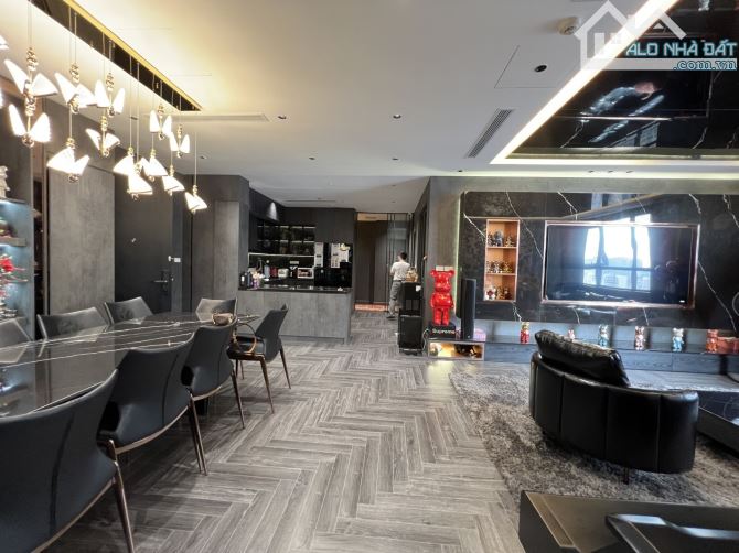 Bán chung cư THE DIAMEND RESIDENCE Lê Văn Lương lô góc 3 hướng 20 tỷ