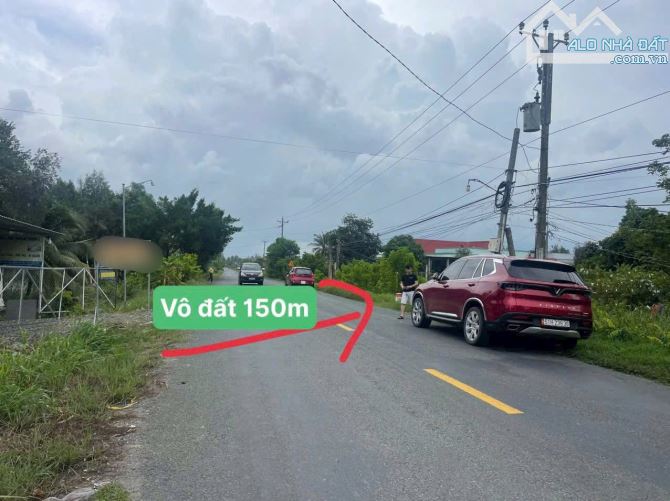 Đất Thổ + Vườn Bến Lức Long An đường ô tô mặt kênh thoáng mát 2 mặt tiền