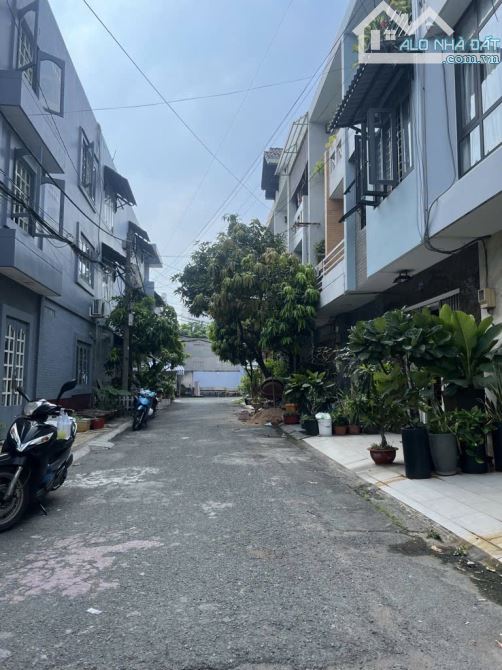 NHÀ ĐẸP TRƯỜNG CHINH - 52M2 - 3 TẦNG - CHỈ 7.X TỶ - KHU VIP P15 - TẦN BÌNH