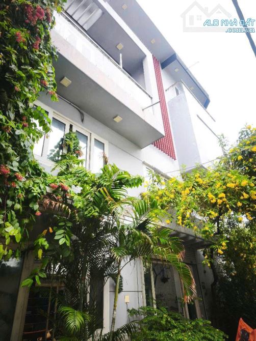 hà đẹp 4 tầng HXH Tân Sơn Nhì, 54m2, Sổ đẹp, chỉ 7.3 tỷ TL