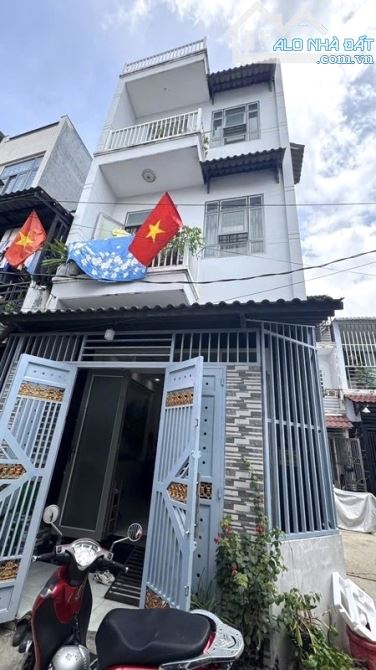 NGAY AEON TÂN PHÚ– HƯƠNG LỘ 3 – DTCN 71M2 – 4.6X16M – 6PN – HẺM RỘNG  THÔNG – SỔ NỞ HẬU -