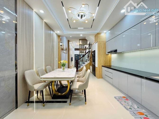 Bán Nhà Gò Vấp - Xe Hơi Đỗ Cửa - Nhà 4 Tầng - 63m2 - Full Nội Thất - Hơn 7 Tỷ xíu