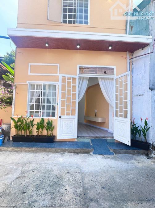 📌📌📌LÀM VIỆC TRỰC TIẾP GIÁ TỐT !!!bán nhà 2.5 tầng kiệt 142 tô hiệu