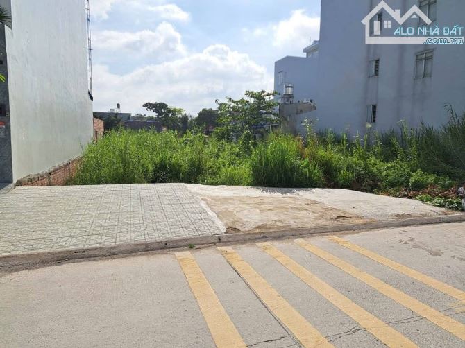 Thạnh Lộc 37 - Q12 - 128m2 - Đất Mặt tiền - 7.2 tỷ - Sổ hồng riêng