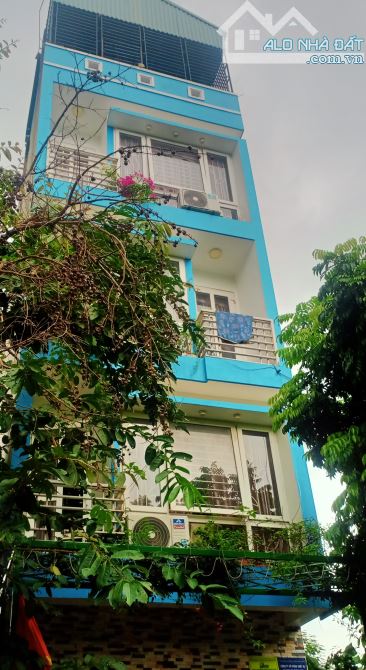 Bán nhà KĐT Kiến Hưng, 42m, 5 tầng, giá nhỉnh 12 tỷ, vỉa hè, ô tô, giá