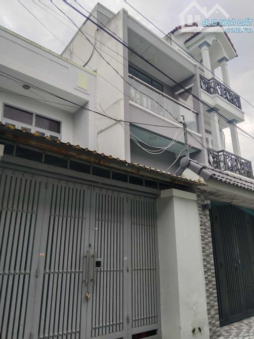 An Phú Đông Quận 12 - 2 tầng 70m2 4x17,5 - HXH - Chỉ 3,7 tỷ