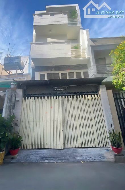 Nhà đẹp Tân Bình-Hẻm ô tô 5M-Khu Bàu Cát-Sát MT Đồng Đen-P14-78m2-4,5x18-4tầng-4PN