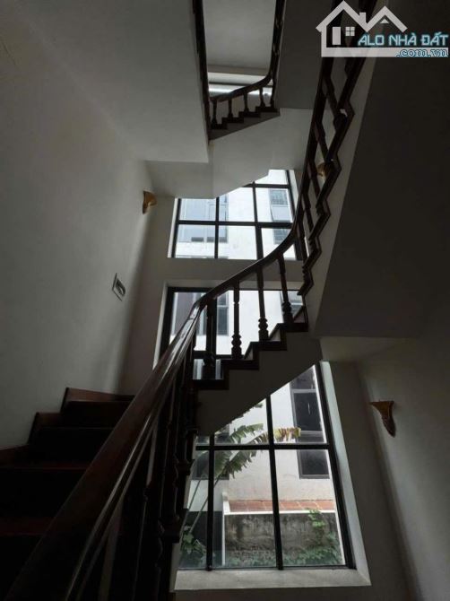 BIỆT THỰ ĐƠN LẬP VIEW CÔNG VIÊN CẦU GIẤY – KĐT DỊCH VỌNG MỚI – 307M² – 5 TẦNG – MT 15M – 1 - 10