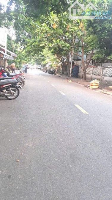 Nhà 4 tầng, 2 mặt tiền đường số, Tân kiểng, Quận 7. DT 110m2, ngang 5m, Giá hơn 22tỷ - 1