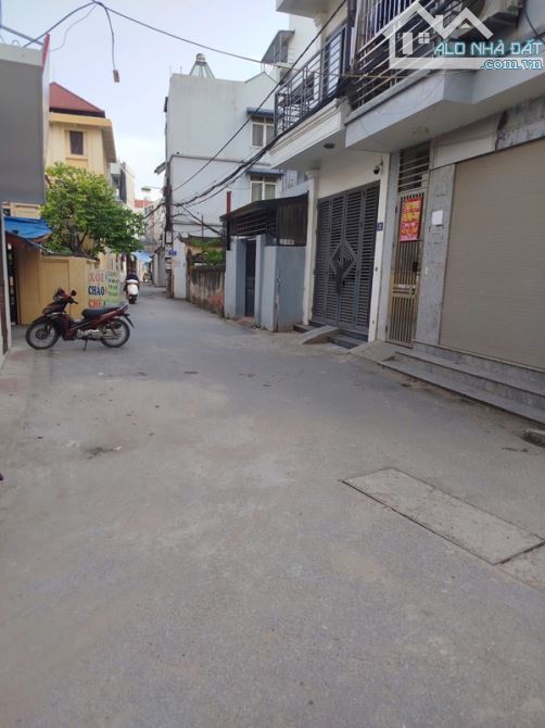 Bán đất Phương Canh, 90m2, mặt tiền 8,3m, Ô TÔ 7 CHỖ vào đất, kinh doanh, giá 15 tỷ. - 1
