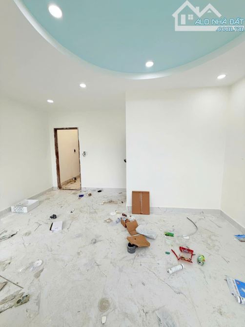 Siêu Phẩm Cạnh AEON TP Oto Ngủ Nhà Ngang Khủng 5,2m 5Tầng+5PN+5WC 6Đ1 - 1