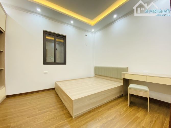 Chính chủ bán nhà đẹp 4 tầng, 43m, ở sướng, kinh doanh đỉnh cao, Nguyễn Trãi - 1