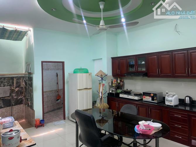 BÁN NHÀ LÀM TỪ THIỆN - 180M² - 4 TẦNG TRUNG TÂM QUẬN 3 - CÁCH MẶT TIỀN 1 CĂN - OTO VÀO NHÀ - 1