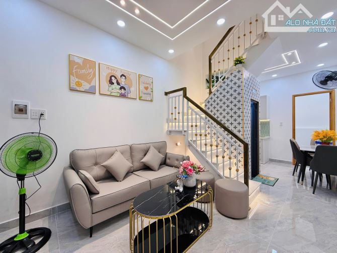 🏡Sở Hữu Nhà Gò Vấp Chỉ Với 3 Tỷ 660 – 3PN, 2WC, Full Nội Thất - 1