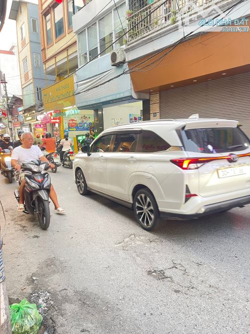 BÁN NHÀ SẴN 15 PHÒNG KHÉP KÍN - CHO THUÊ SẴN DÒNG TIỀN ỔN ĐỊNH - Ô TÔ 7 CHỖ ĐỖ TRONG NHÀ - 1