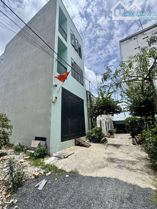 Lô đất 51m² có nở hậu,Q12 An Phú Đông gần quốc lộ 1A-  Hẻm oto -thổ cư- Giá 3 tỷ - 1