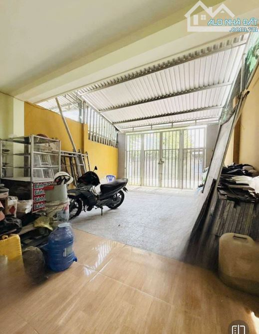 Bán Nhà Mặt Tiền Hóc Môn- 240M2- Cấp 4 - Đường Nhựa 8m- 6,55Tỷ. - 1