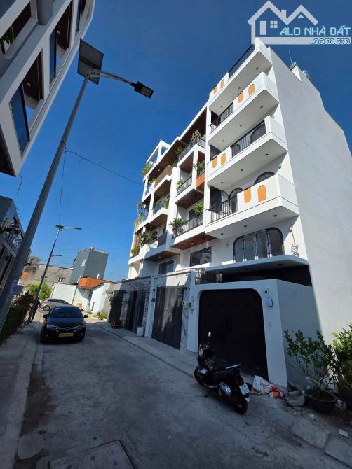 BÁN CĂN HỘ DỊCH VỤ MỚI ĐẸP, XE HƠI ĐỖ CỬA, 60M2 9PN, THU NHẬP 35 TRIỆU, THÁNG - 1