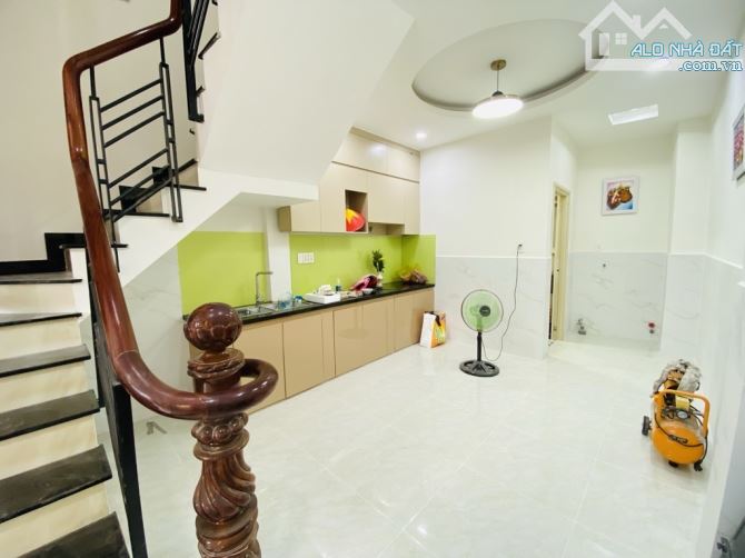 (Q8) NHÀ BÁN LƯU HỮU PHƯỚC - 4TẦNG - (3.6x12m) - N.HÀ MỚI ĐẸP VỊ TRÍ ĐẸP - SỔ HỒNG RIÊNG C - 1