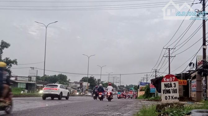 Bán đất 1200m2 góc 3 mặt tiền QUốc Lộ 51 Biên Hòa Đồng Nai có 22,5 tỷ - 1