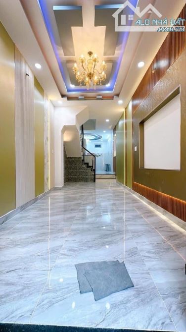 Đường số 9 TT Q4. KHÔNG QH, 5 tầng, 5PN, 45m2 giá nhỉnh 5 tỷ có TL - 1