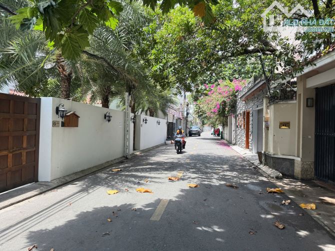 Bán đất MT đường số 43, Thảo Điền, 9x25m, Đất trống - CTXD: Hầm + 6 Tầng, giá 51.8 tỷ - 1
